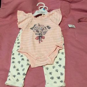 Baby girl shirt and pants set